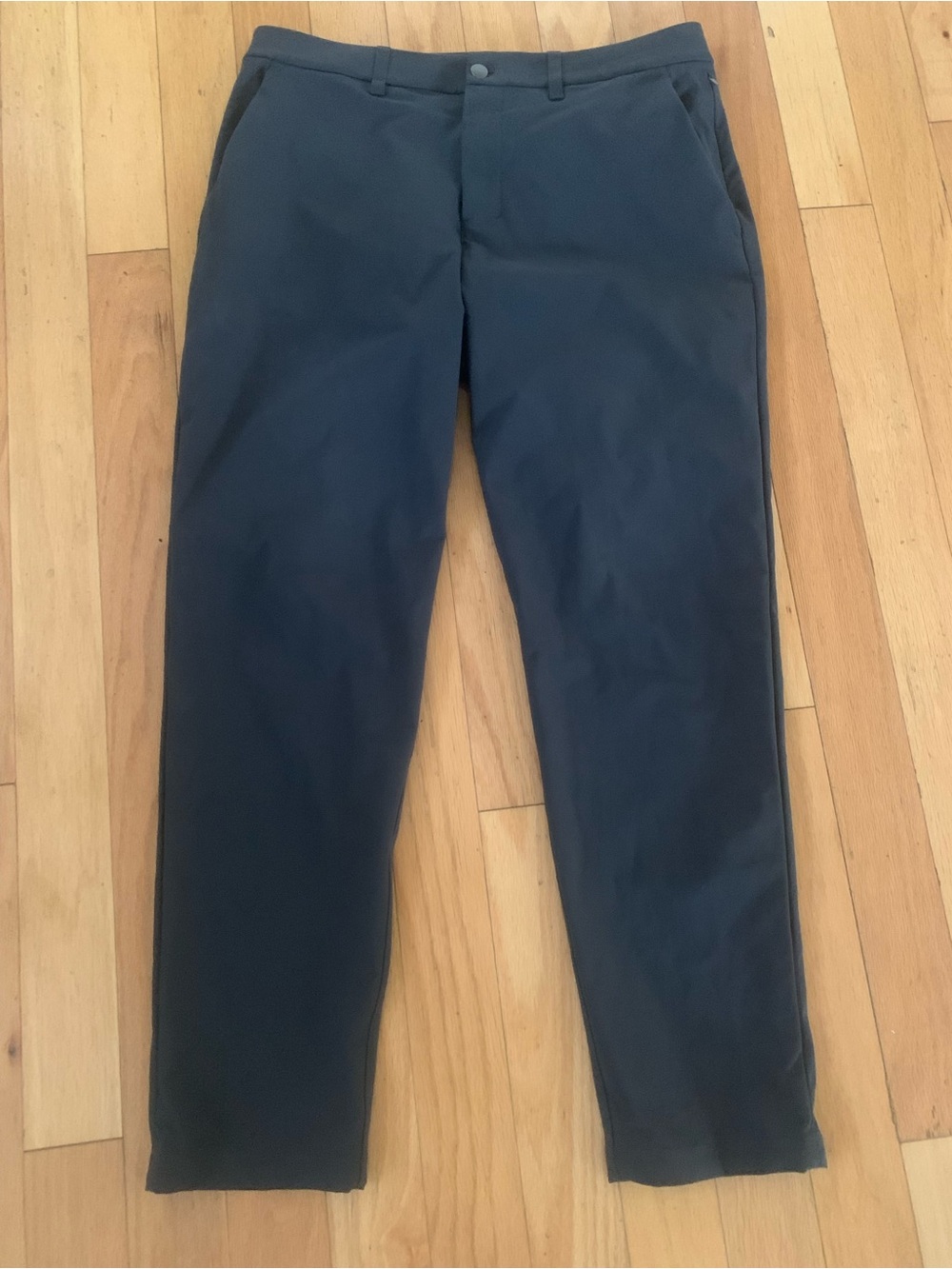 Lululemon ABC classic pants 34 waist, 32 inseam